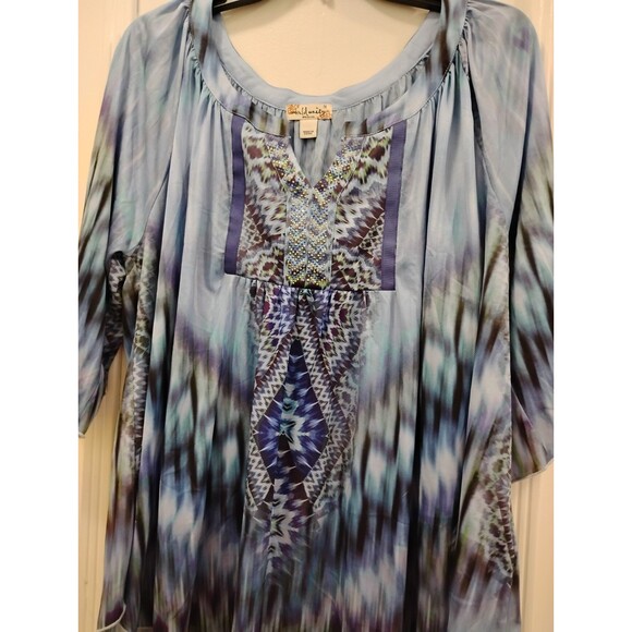 World Unity Top Blue Blouse SZ 1X Watercolor Rhinestone Artsy Boho Hippie Hi-Lo - Picture 3 of 8